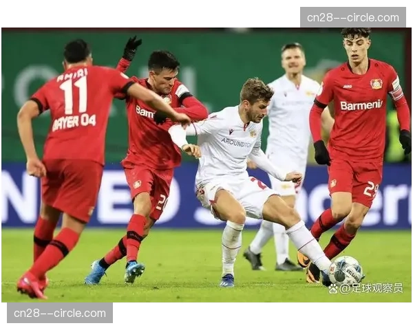 奥格斯堡半场尾声进球战术，卡德前插时机把握展现训练成果